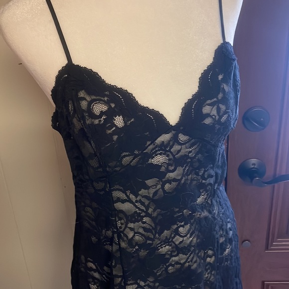 VS basic black nighty - Picture 2 of 2